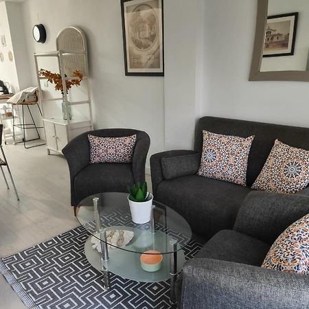 Апартаменти Agradable Duplex Terraza Virgen Del Rocio Севілья Екстер'єр фото