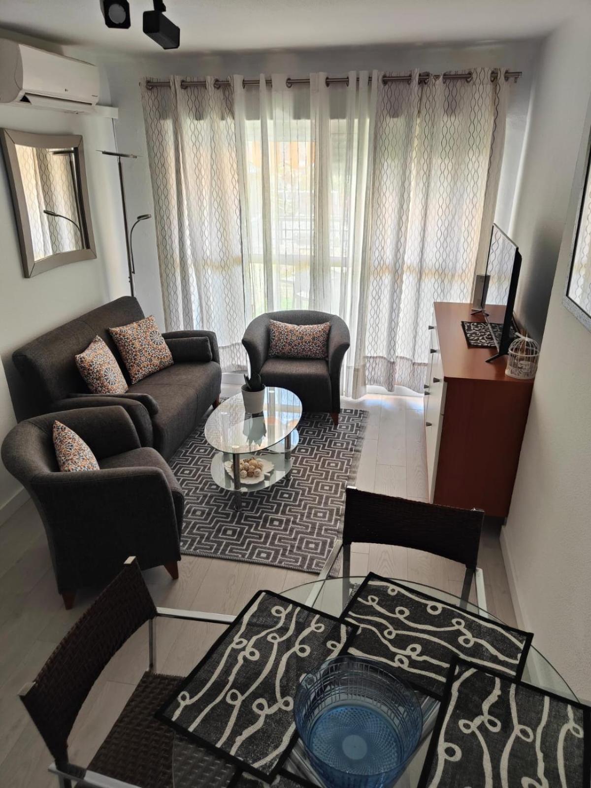 Апартаменти Agradable Duplex Terraza Virgen Del Rocio Севілья Екстер'єр фото