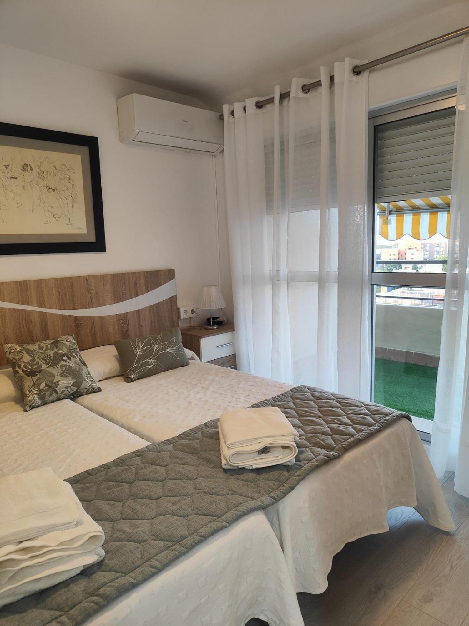 Апартаменти Agradable Duplex Terraza Virgen Del Rocio Севілья Екстер'єр фото